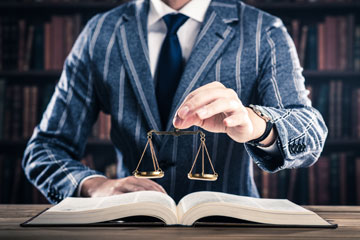 إدارة وتحصيل الديون